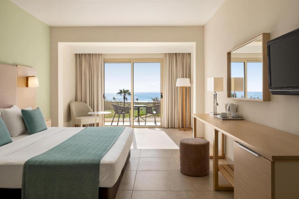 Freij Hotel & Resort - Adults Only Ayía Nápa Extérieur photo
