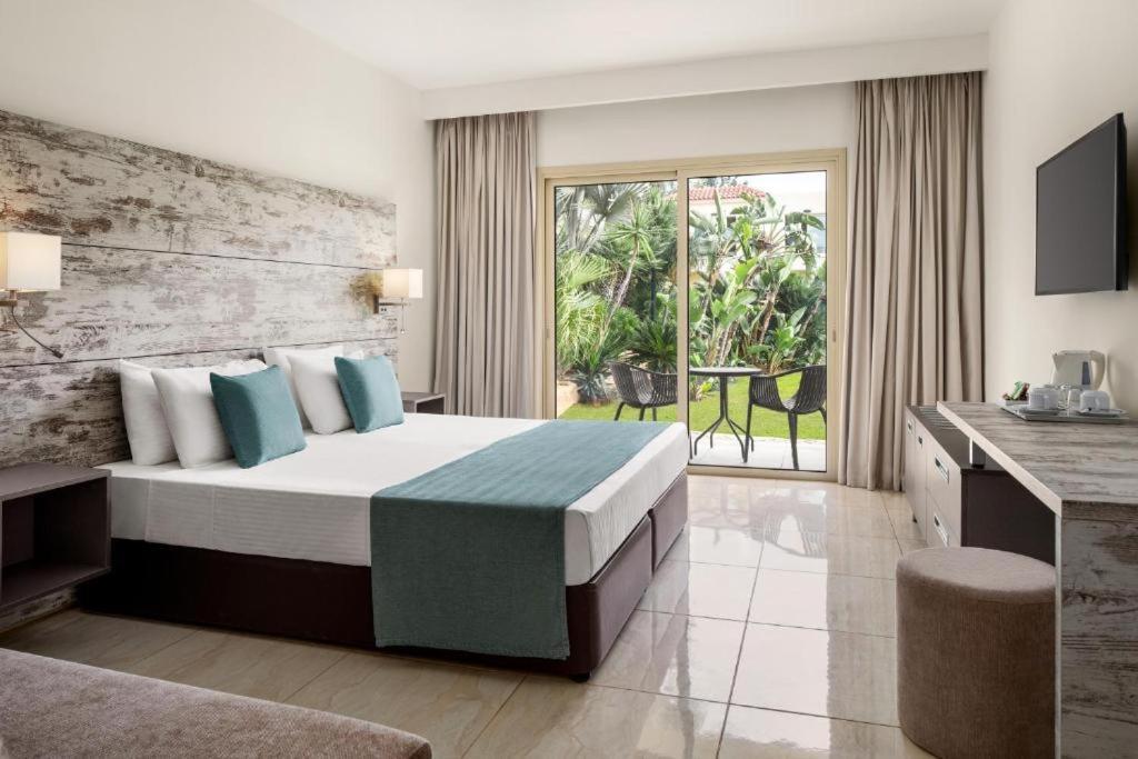 Freij Hotel & Resort - Adults Only Ayía Nápa Extérieur photo